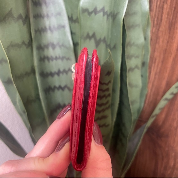 |Brighton|🍒Free🍒 Picture Holder in Lipstick Red Leather Croc with Purse Purchase - Picture 6 of 9